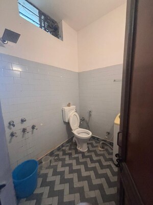 Bathroom in 1 BHK Builder Floor at Malviya Nagar – for Rent