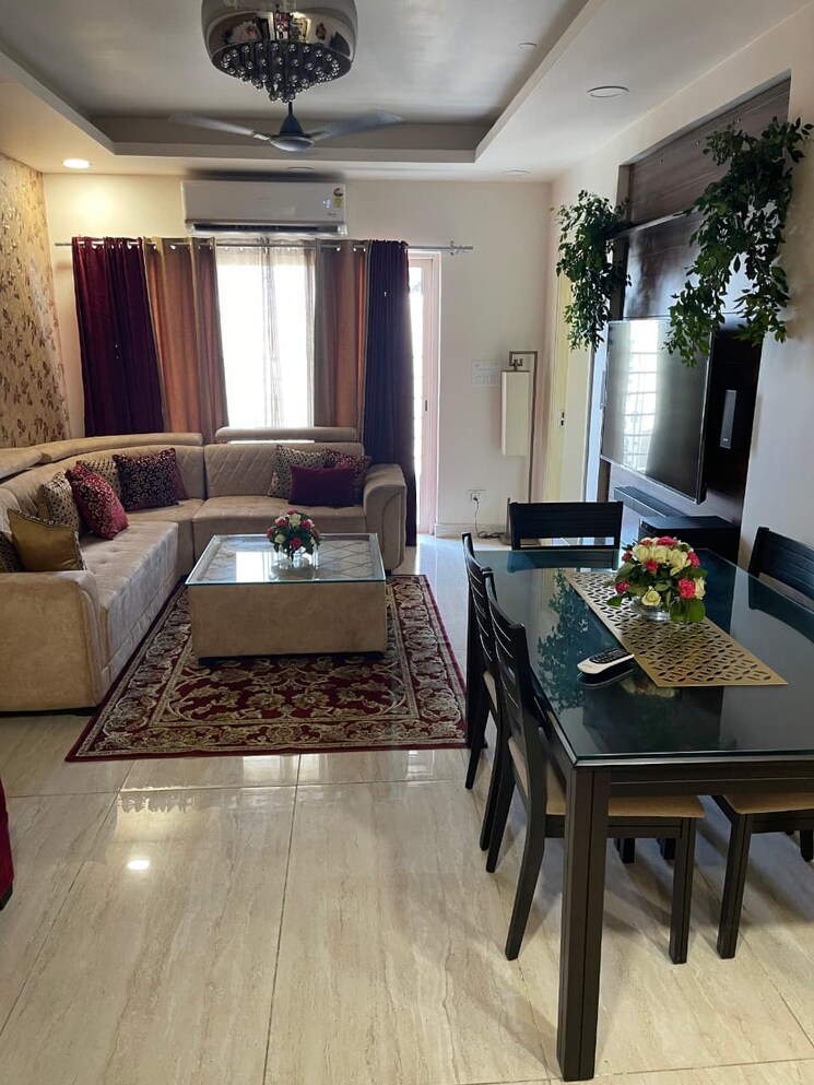 Gym, paras-tierea 3.5 Bedroom 1580 Sq.Ft. Apartment In Sector 137 Noida 9549709