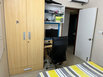 Team Area in 2 BHK Apartment at Amanora Aspire Towerss, Hadapsar – for Rent