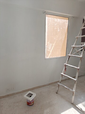 Furnished Amenities in 2 BHK Apartment at Sector 93 – for Rent