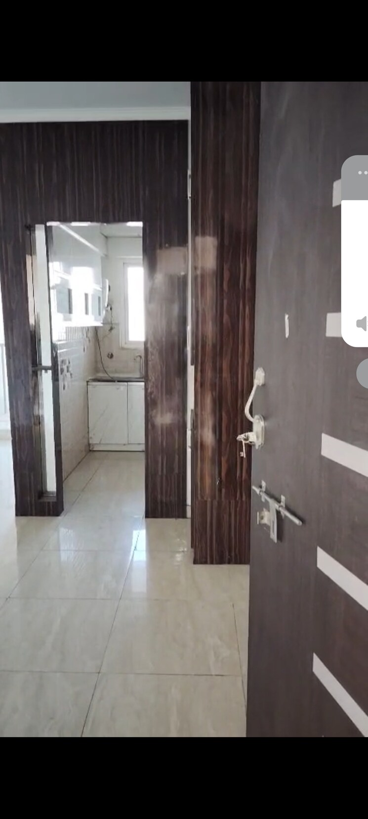 Bathroom, gaur-city-2-14th-avenue 2 Bedroom 1040 Sq.Ft. Apartment In Sector 16c Greater Noida Greater Noida 9549707