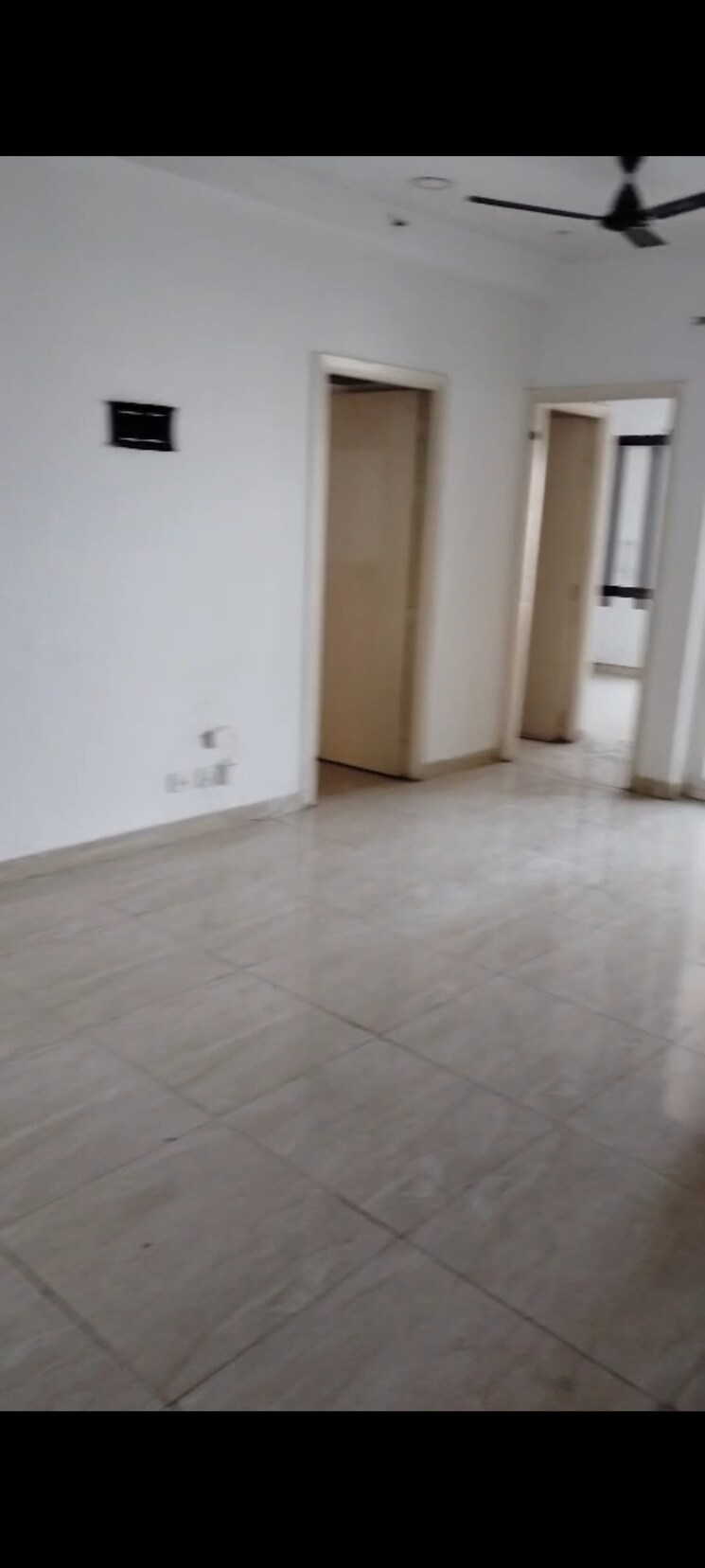 Room, gaur-city-2-14th-avenue 2 Bedroom 1040 Sq.Ft. Apartment In Sector 16c Greater Noida Greater Noida 9549707