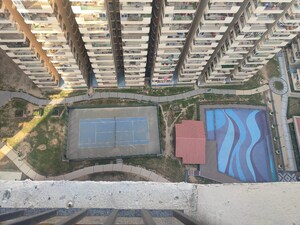 2 BHK Apartment For Rent in Gaur City 2 - 14th Avenue, Sector 16c Greater Noida