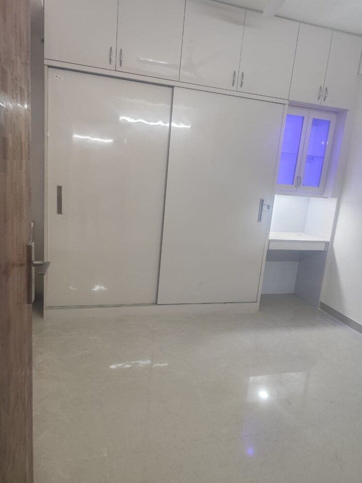 Room, shree-vardhman-green-court 2 Bedroom 690 Sq.Ft. Apartment In Sector 90 Gurgaon 9549708