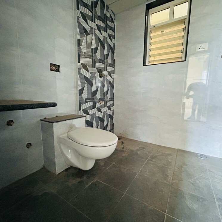 Bathroom, paranjape-madhukosh-phase-iii 2 Bedroom 1020 Sq.Ft. Apartment In Sinhagad Road Pune 9549732