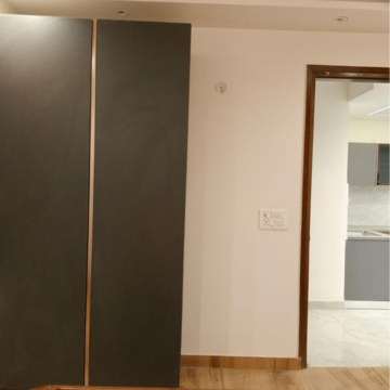 Building Lobby in 3 BHK Builder Floor at Chattarpur – for Sale