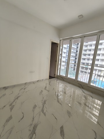 2 BHK Apartment For Sale in Ruparel Sky Green, Kandivali West