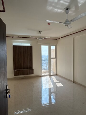 2 BHK Apartment For Rent in Signature Global Prime, Sector 63a