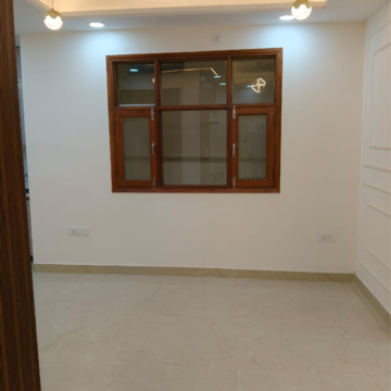 Room in 3 BHK Builder Floor at Chattarpur – for Rent