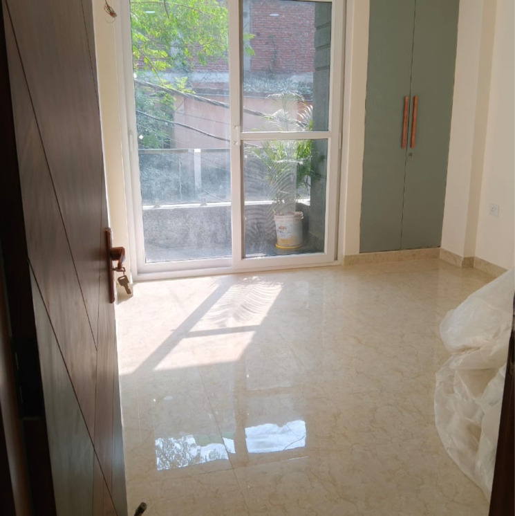 Room, chattarpur 3 Bedroom 150 Sq.Ft. Builder Floor In Chattarpur Delhi 9549763