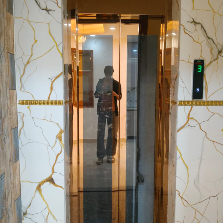 undefined, chattarpur 3 Bedroom 150 Sq.Ft. Builder Floor In Chattarpur Delhi 9549763