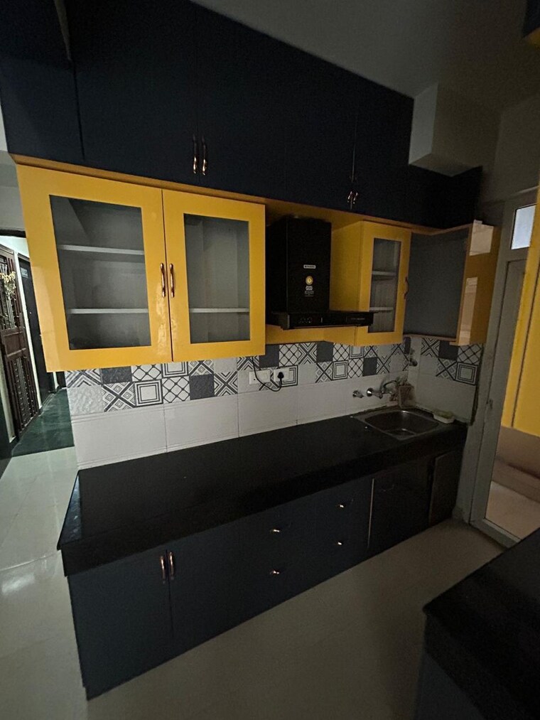 Kitchen, signature-the-serenas 2 Bedroom 635 Sq.Ft. Apartment In Sohna Sector 36 Gurgaon 9549775