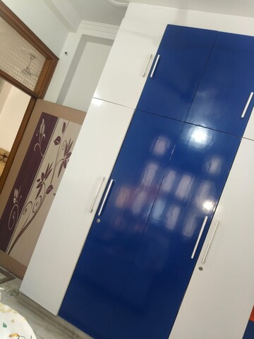 Furnished Amenities in 2 BHK Builder Floor at Dwarka Mor – for Rent