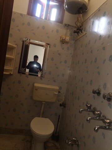 Bathroom in 2 BHK Builder Floor at Dwarka Mor – for Rent