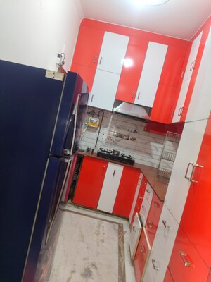 Team Area in 2 BHK Builder Floor at Dwarka Mor – for Rent