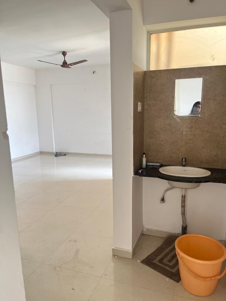 Bathroom, dhanashree-aashiyana 2 Bedroom 950 Sq.Ft. Apartment In Undri Pune 9549805