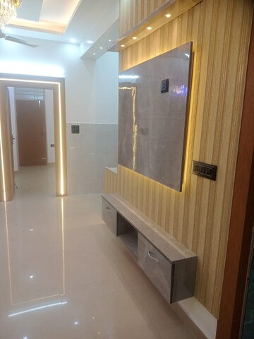 Bathroom in 2 BHK Builder Floor at Laxmi Nagar – for Rent