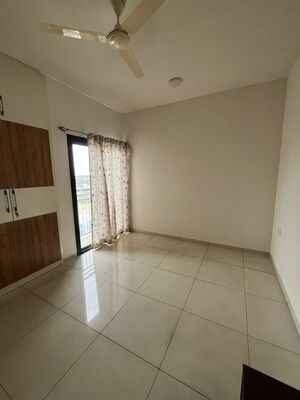 Room in 3 BHK Apartment at Sobha Arena, Kanakapura Road – for Rent