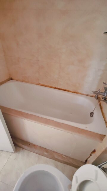 Furnished Amenities in 4 BHK Apartment at Hiranandani Gardens Octavius, Powai – for Rent