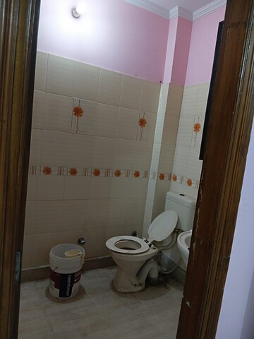 2 BHK Builder Floor For Rent in Nirman Vihar