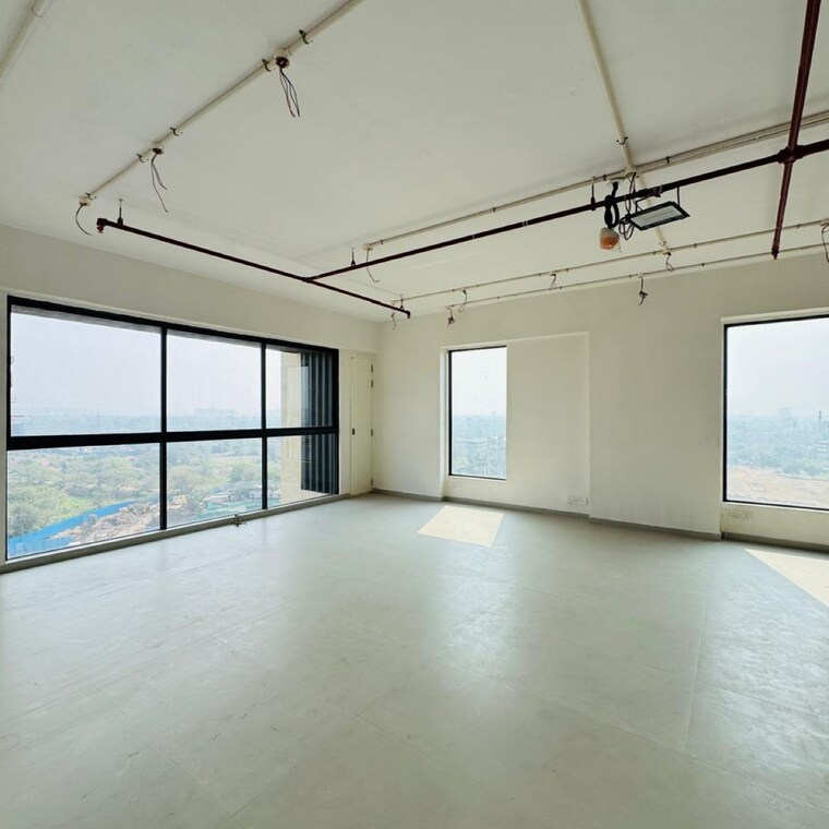 Room, lodha-signet-palava Commercial Office Space 800 Sq.Ft. In Kalyan Shilphata Road Thane 9549849