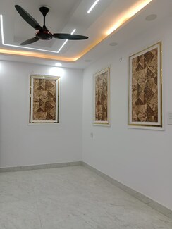 2 BHK Builder Floor For Sale in Govind Puri 1