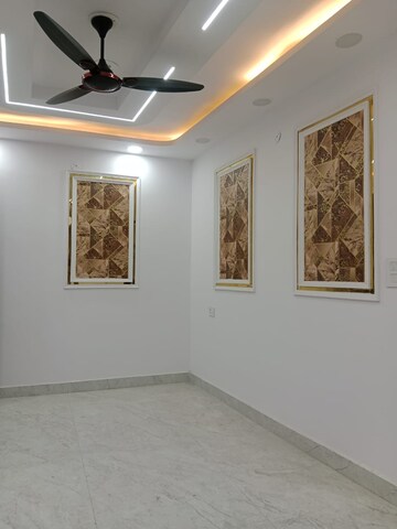 2 BHK Builder Floor For Sale in Govindpuri