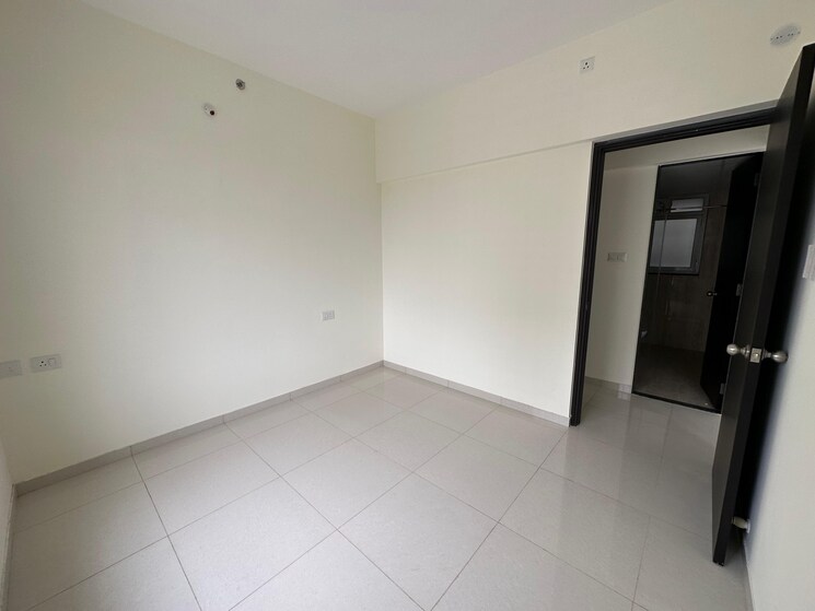 Room, kolte-patil-life-republic 2.5 Bedroom 870 Sq.Ft. Apartment In Hinjewadi Pune 9549853