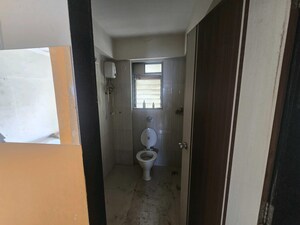 Building Lobby in 2 BHK Apartment at DLH Sorrento, Veera Desai Road – for Rent