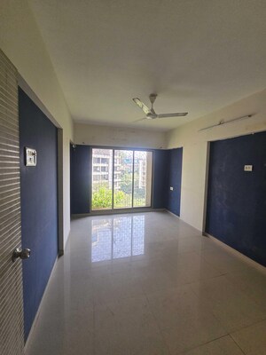 Living Room in 2 BHK Apartment at DLH Sorrento, Veera Desai Road – for Rent