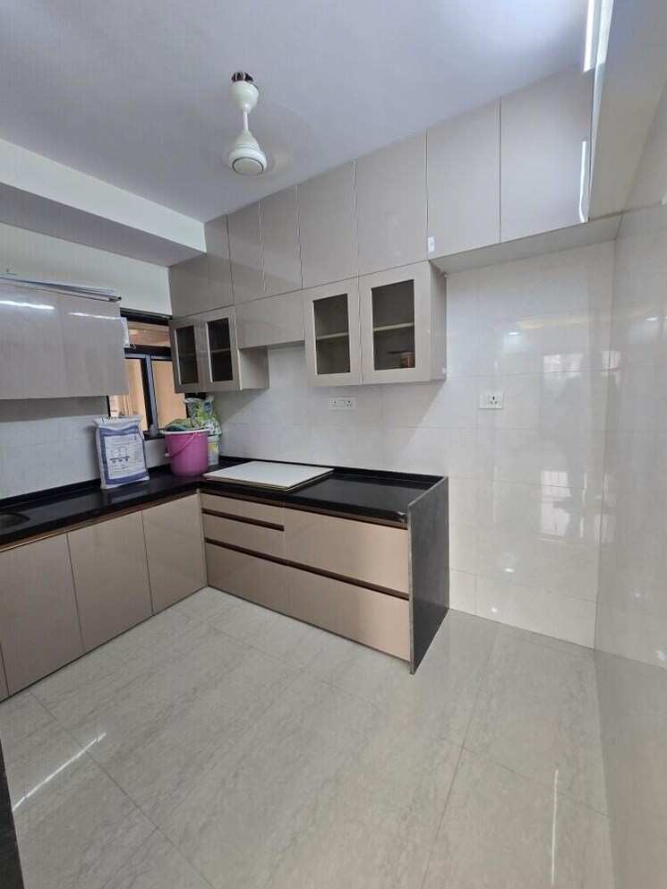 Kitchen, dlh-sorrento 2 Bedroom 670 Sq.Ft. Apartment In Veera Desai Road Mumbai 9549873