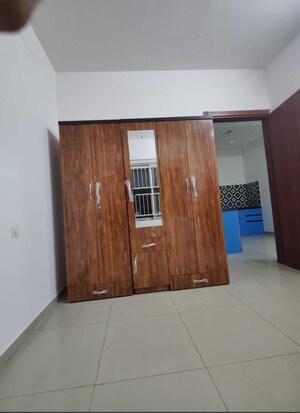 Room in 1 BHK Apartment at Kolte Patil Life Republic, Hinjewadi – for Rent
