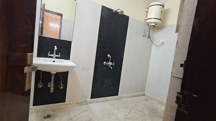 Master Bedroom, sector 40 2 Bedroom 100 Sq.Yd. Independent House In Sector 40 Gurgaon 9549905