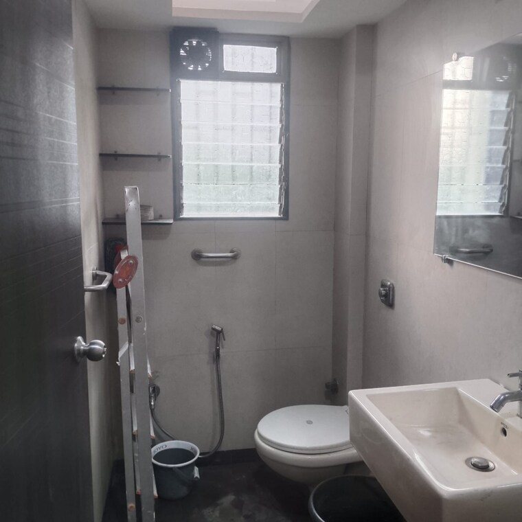 Bathroom, sector 16 kopar khairane 2 Bedroom 1000 Sq.Ft. Apartment In Sector 16 Kopar Khairane Navi Mumbai 9549908
