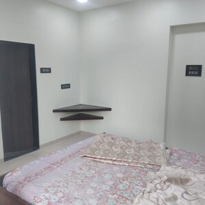 Room in 2 BHK Apartment at Sector 16 Kopar Khairane – for Rent