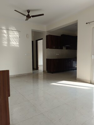 Room in 2 BHK Apartment at Saviour Park, Mohan Nagar – for Rent