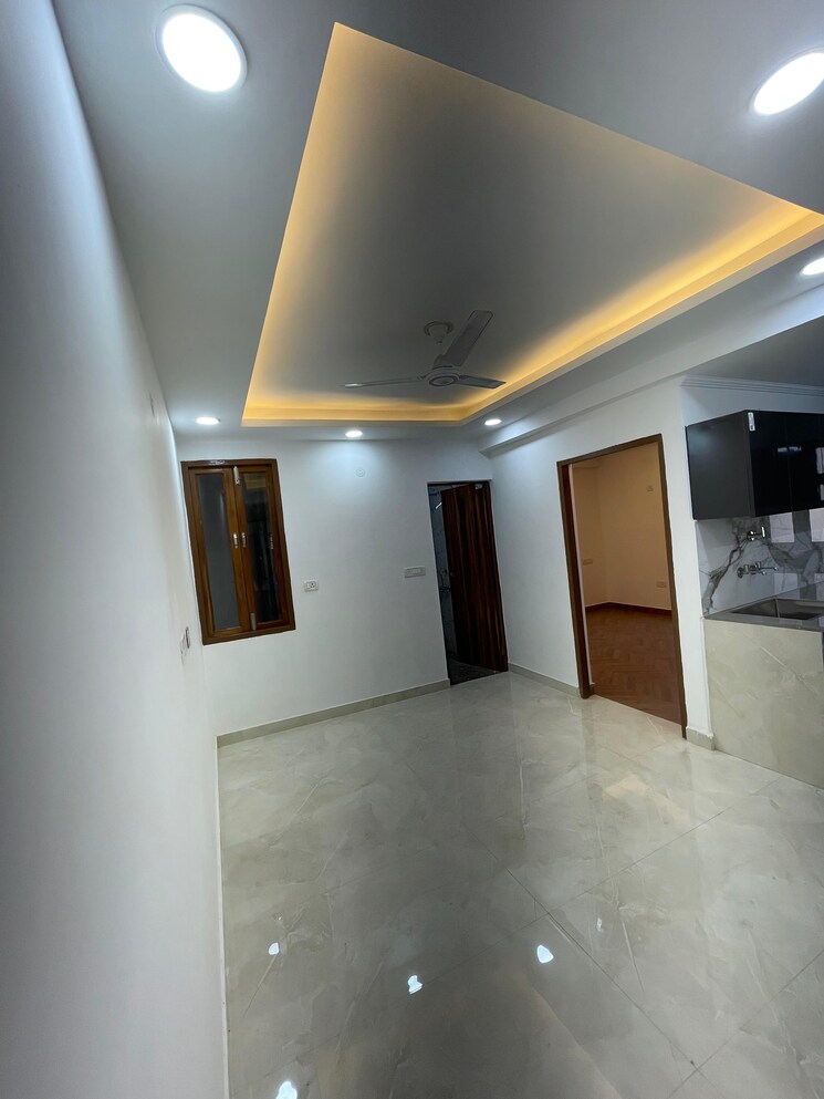 Room, saket 2 Bedroom 800 Sq.Ft. Builder Floor In Saket Delhi 9549949