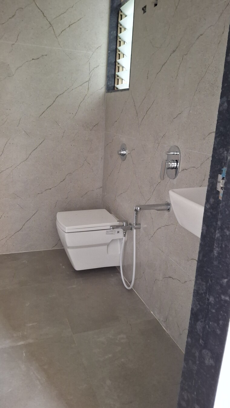 Bathroom, signature-elite 2 Bedroom 1050 Sq.Ft. Apartment In Ulwe Navi Mumbai 9549971