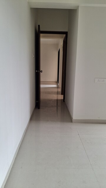 Room in 2 BHK Apartment at Signature Elite, Ulwe – for Sale