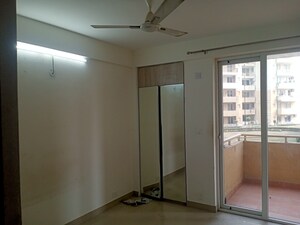 Building Lobby in 3 BHK Apartment at Ansal Highland Park, Sector 103 – for Rent