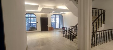 4 BHK Builder Floor For Rent in Sarvapriya Vihar