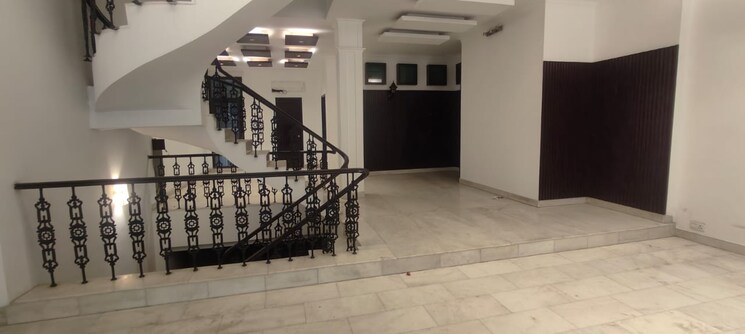 Living Room, sarvapriya vihar 4 Bedroom 2500 Sq.Ft. Builder Floor In Sarvapriya Vihar Delhi 9549980