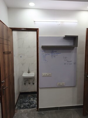 2 BHK Builder Floor For Rent in Rohini Sector 25