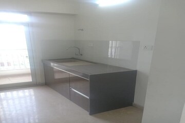 Room in 2 BHK Apartment at Godrej The Trees, Vikhroli East – for Rent