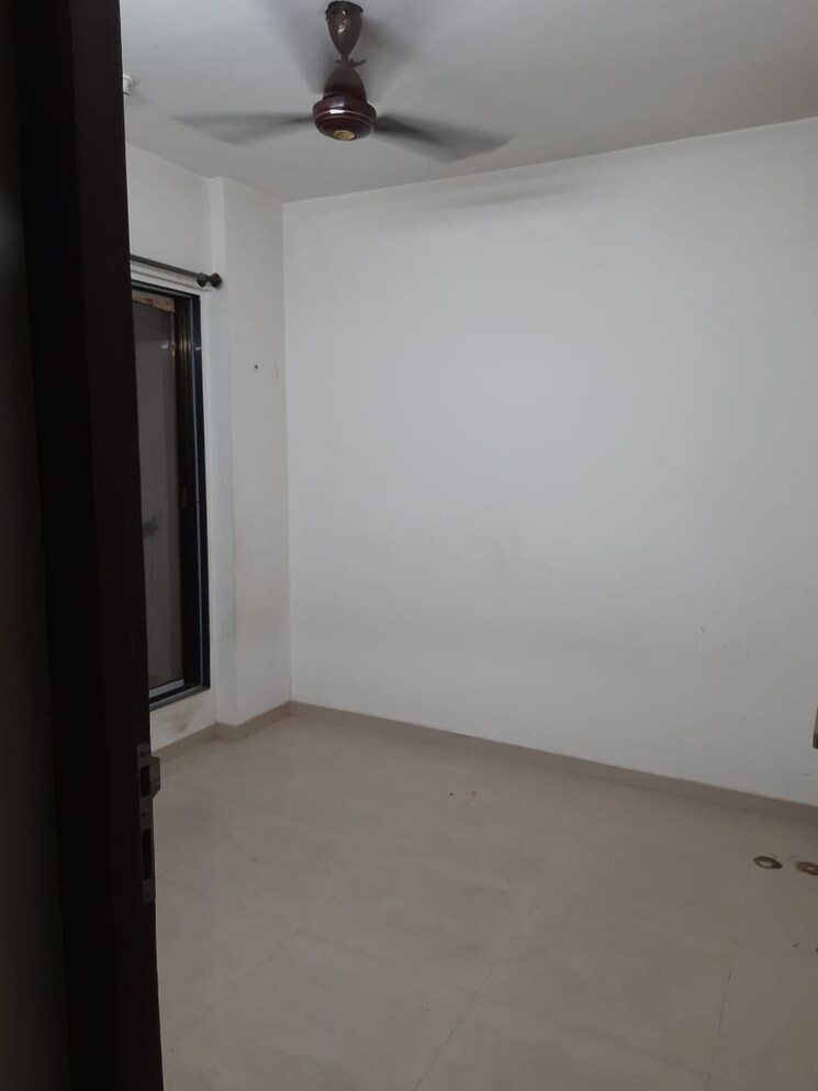 Room, shubh-shantai-residency 1 Bedroom 422 Sq.Ft. Apartment In Gove Thane 9550006
