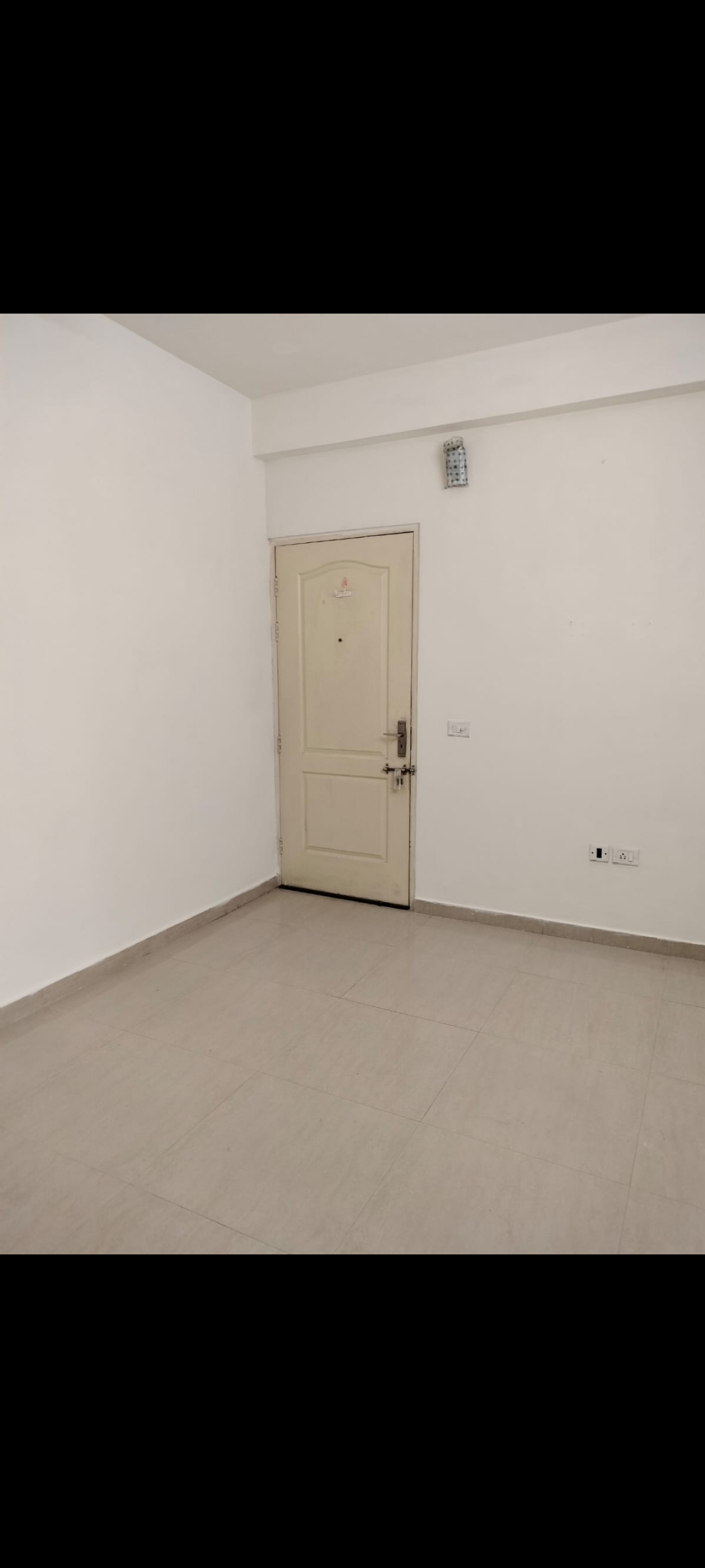 1 BHK Apartment For Rent in Pyramid Altia