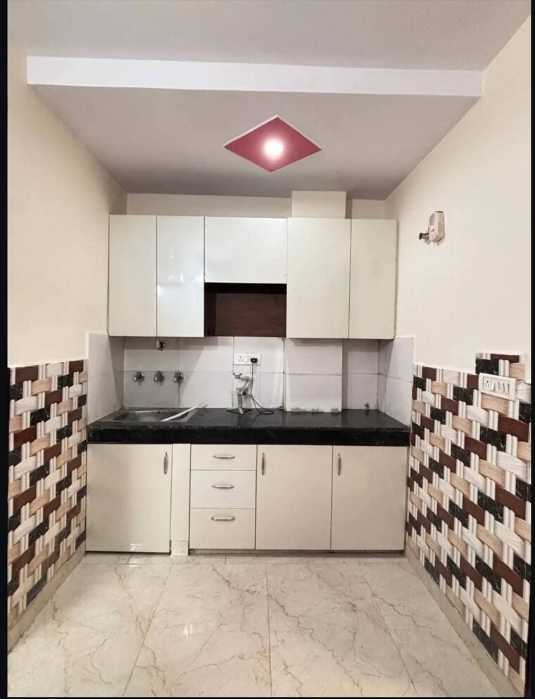 Kitchen, sa-homes-i 4 Bedroom 455 Sq.Ft. Independent House In Uttam Nagar Delhi 9550030