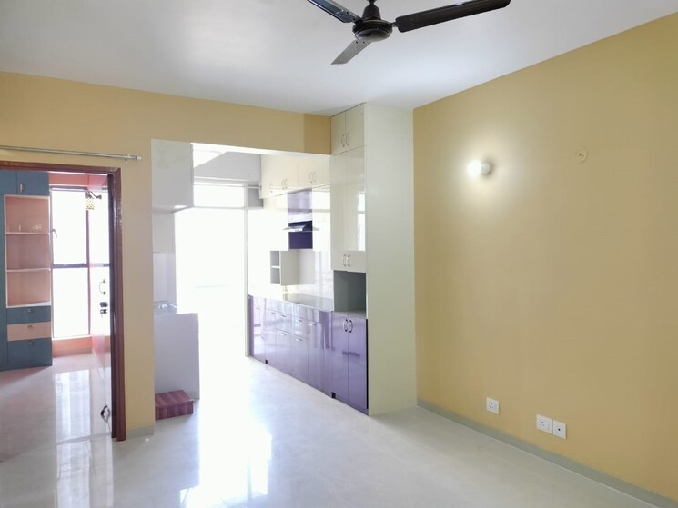 Room, adani-aangan 1 Bedroom 384 Sq.Ft. Apartment In Sector 89a Gurgaon 9550045