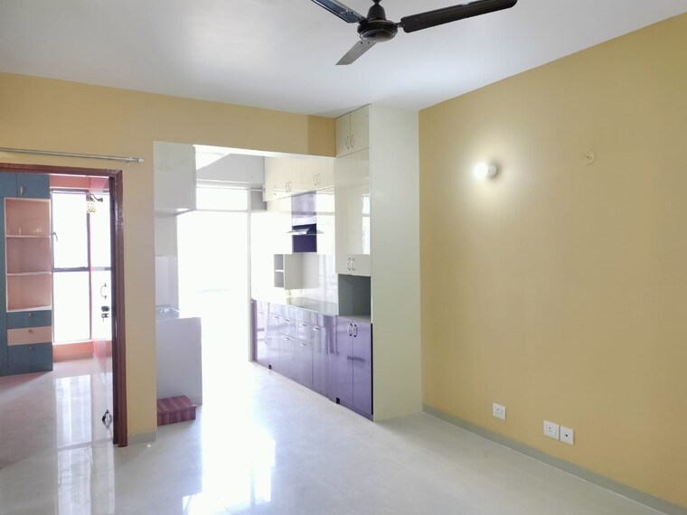 Room, adani-aangan 1 Bedroom 384 Sq.Ft. Apartment In Sector 89a Gurgaon 9550045