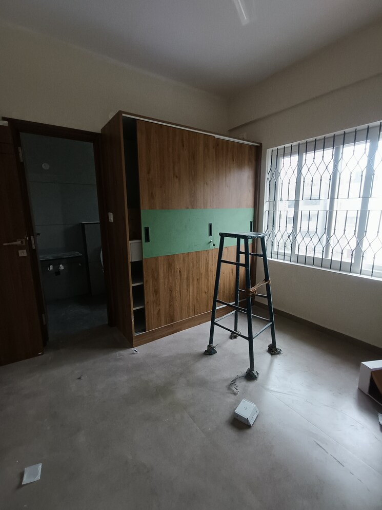 Room, halasuru 3 Bedroom 1750 Sq.Ft. Apartment In Halasuru Bangalore 9550059